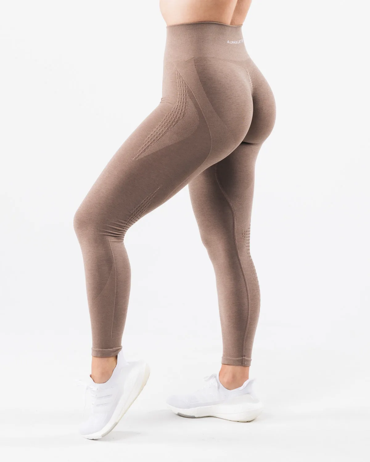 Amplify Contour Legging - Sand