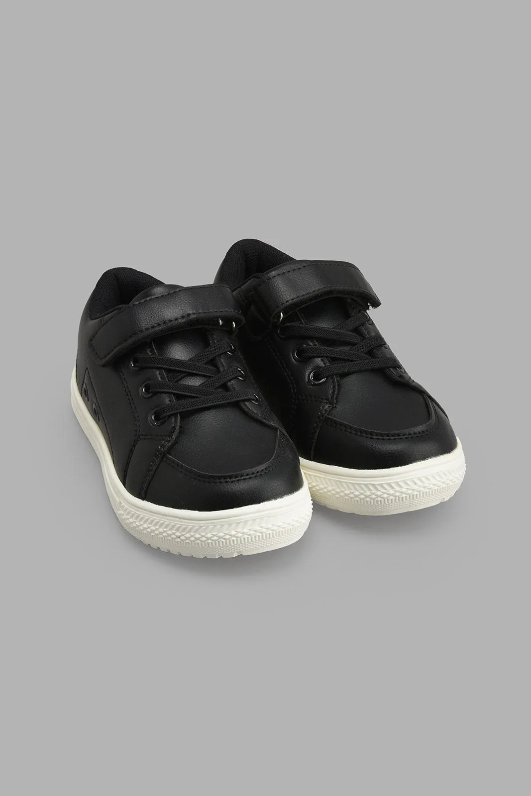 Black Lace-Up Casual Sneaker