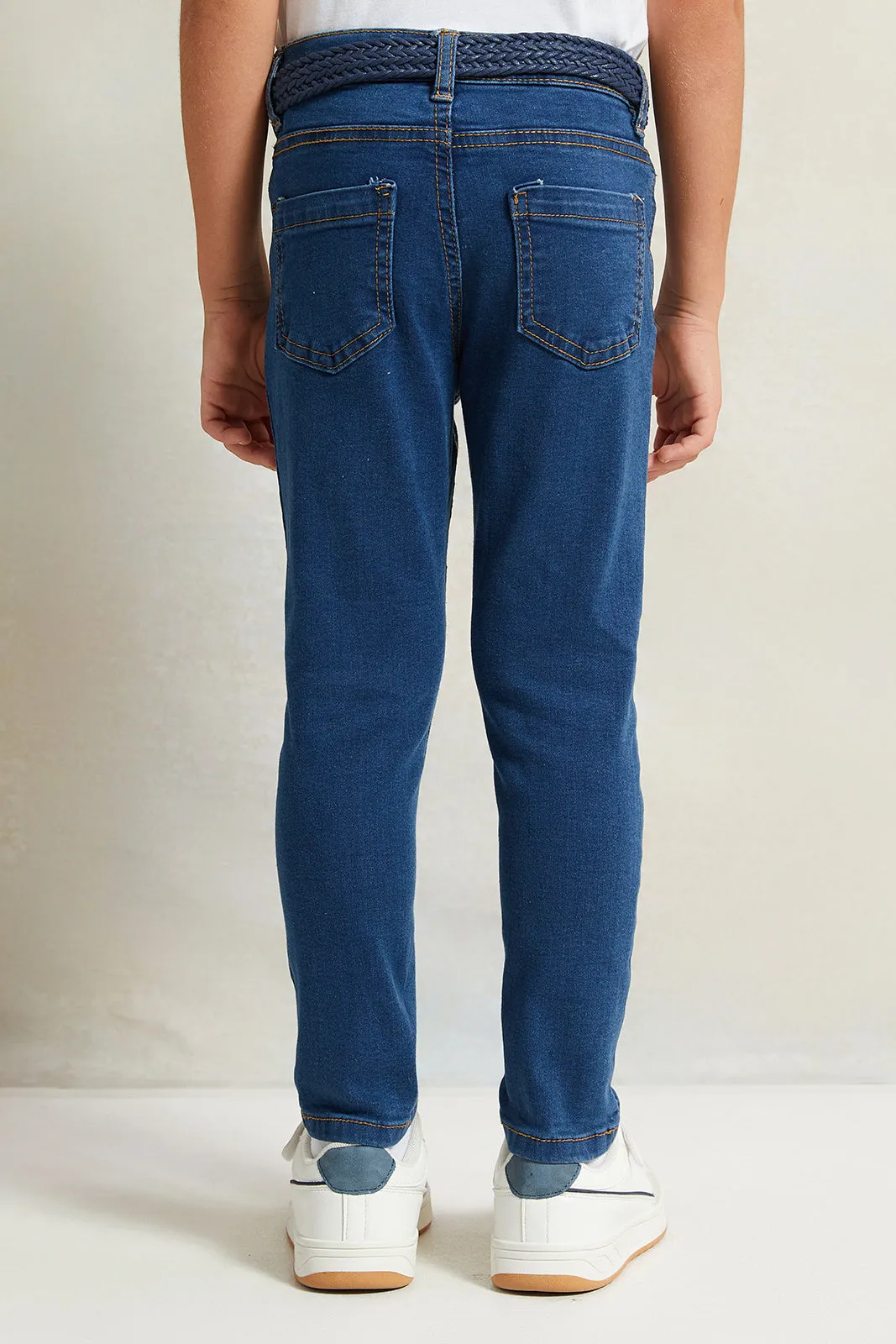 Boys Blue Solid Belted 5 Pocket Jeans