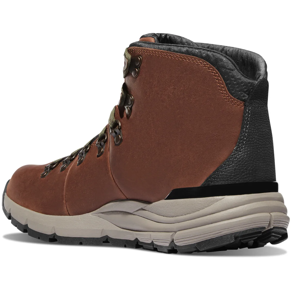 Danner Mens Mountain 600 Gore-Tex Lined Hiking Boot- Walnut Oiled Leather