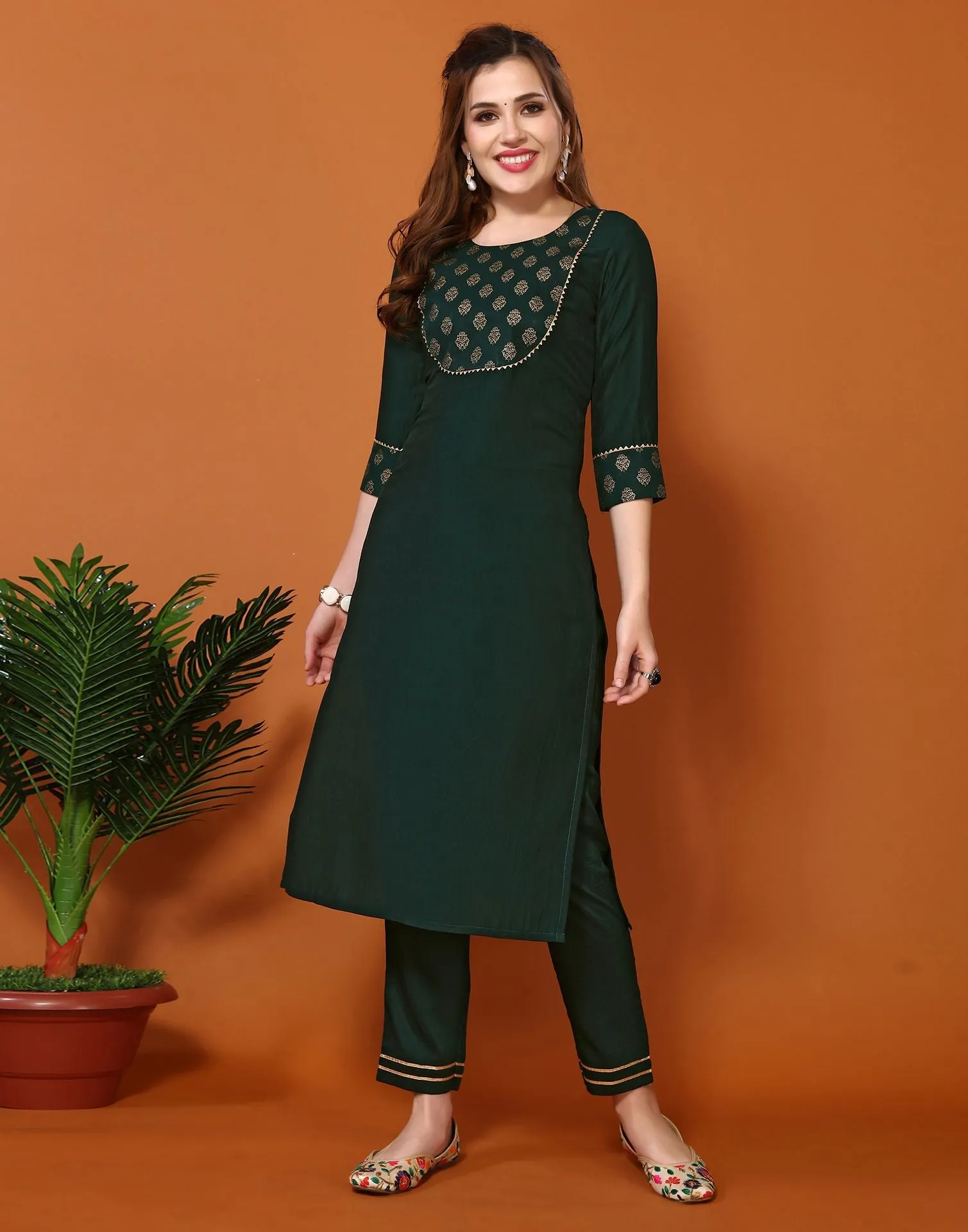 Dark Green Plain Chinnon Straight Kurta With Pant And Dupatta