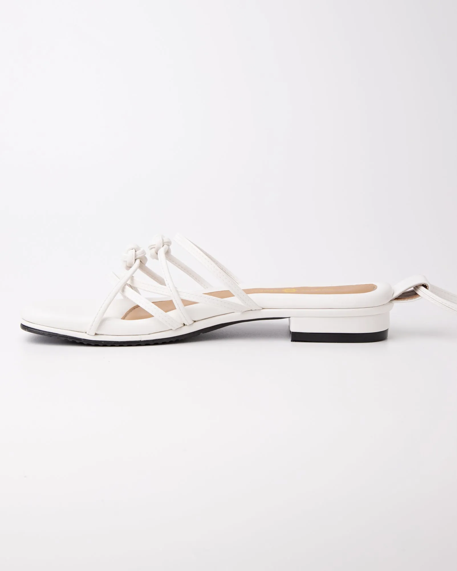 Double Chinese Knot Flats (White Leather)