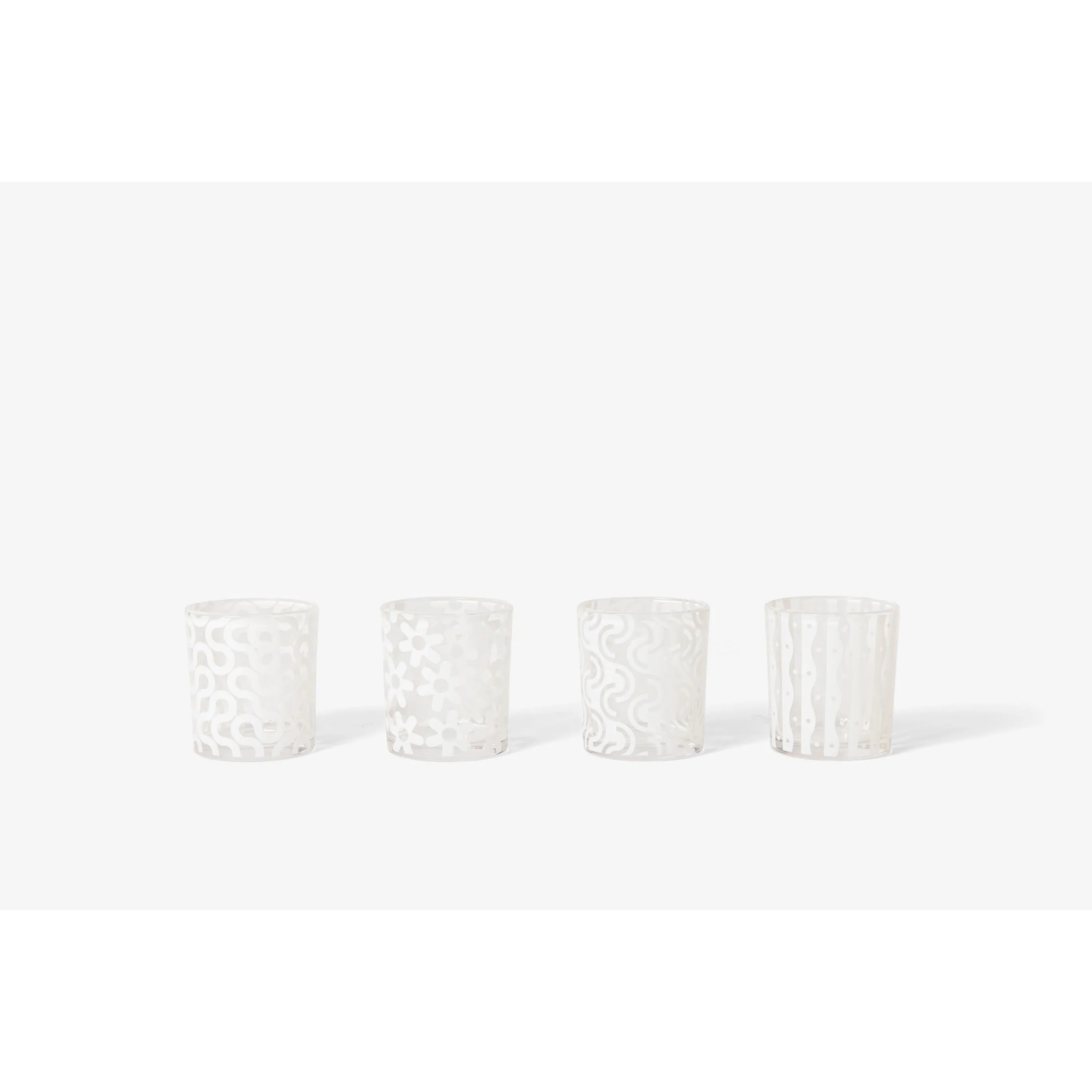 Dusen Dusen: White Pattern Glasses (set of 4)