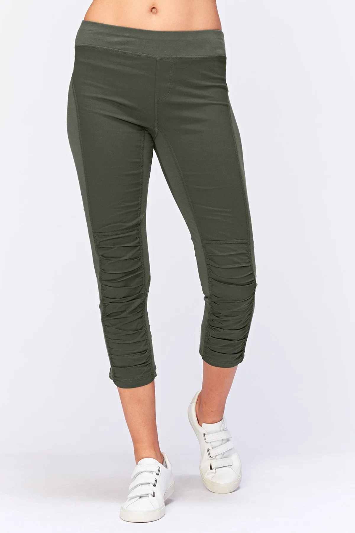 Jetter Crop Legging