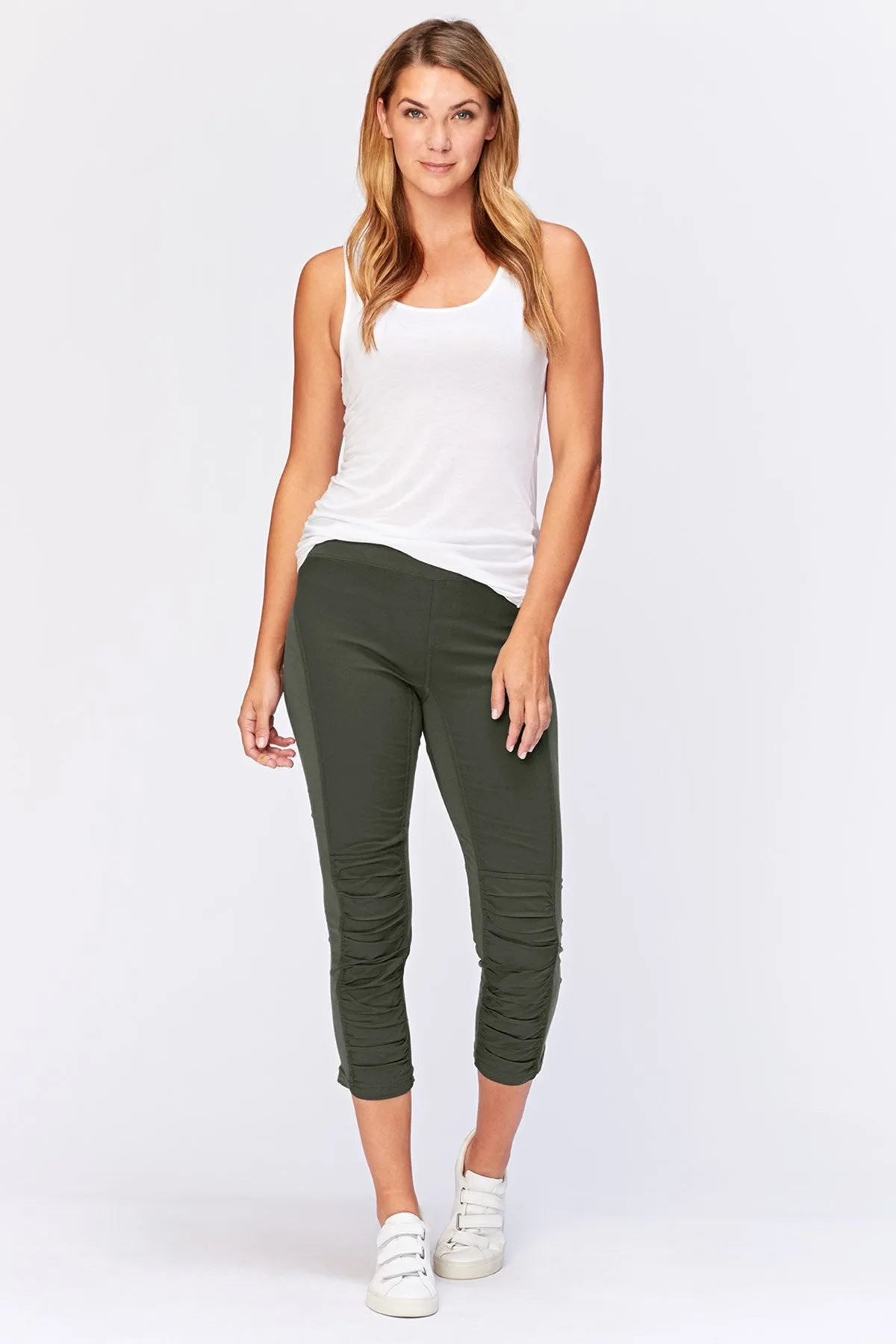 Jetter Crop Legging