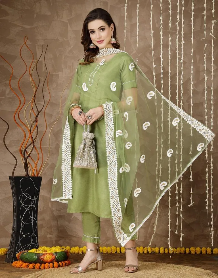 Mehndi Green Silk Plain Straight Kurta With Pant And Dupatta