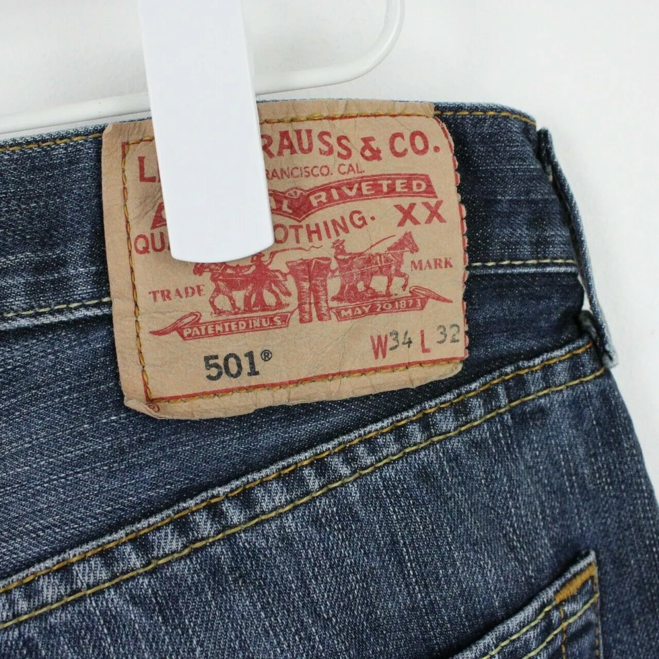 Mens LEVIS 501 Jeans Dark Blue | W33 L32