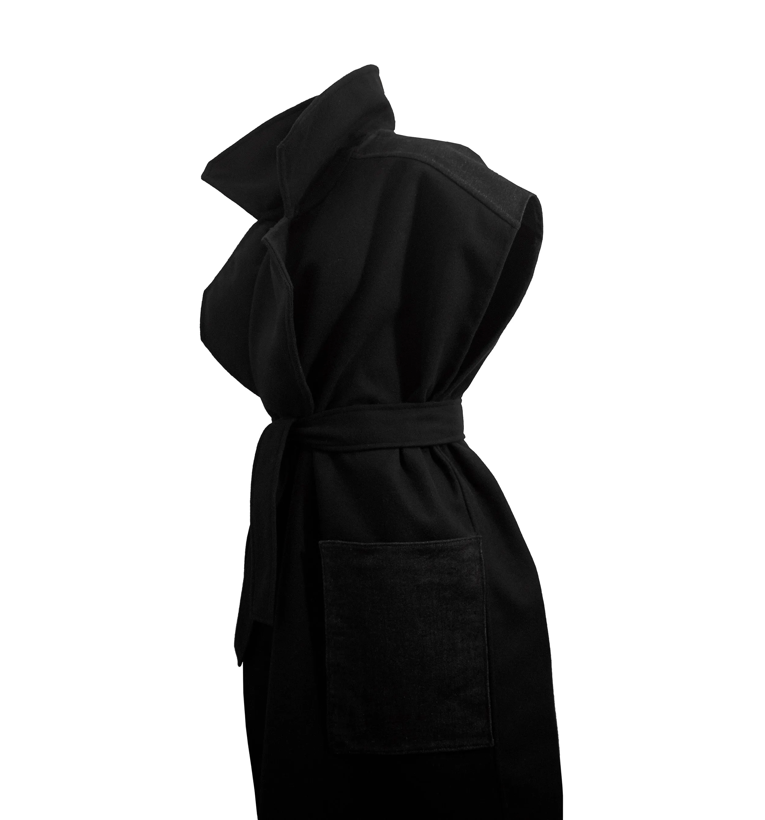 NINPO OVERSIZED SLEEVELESS COAT