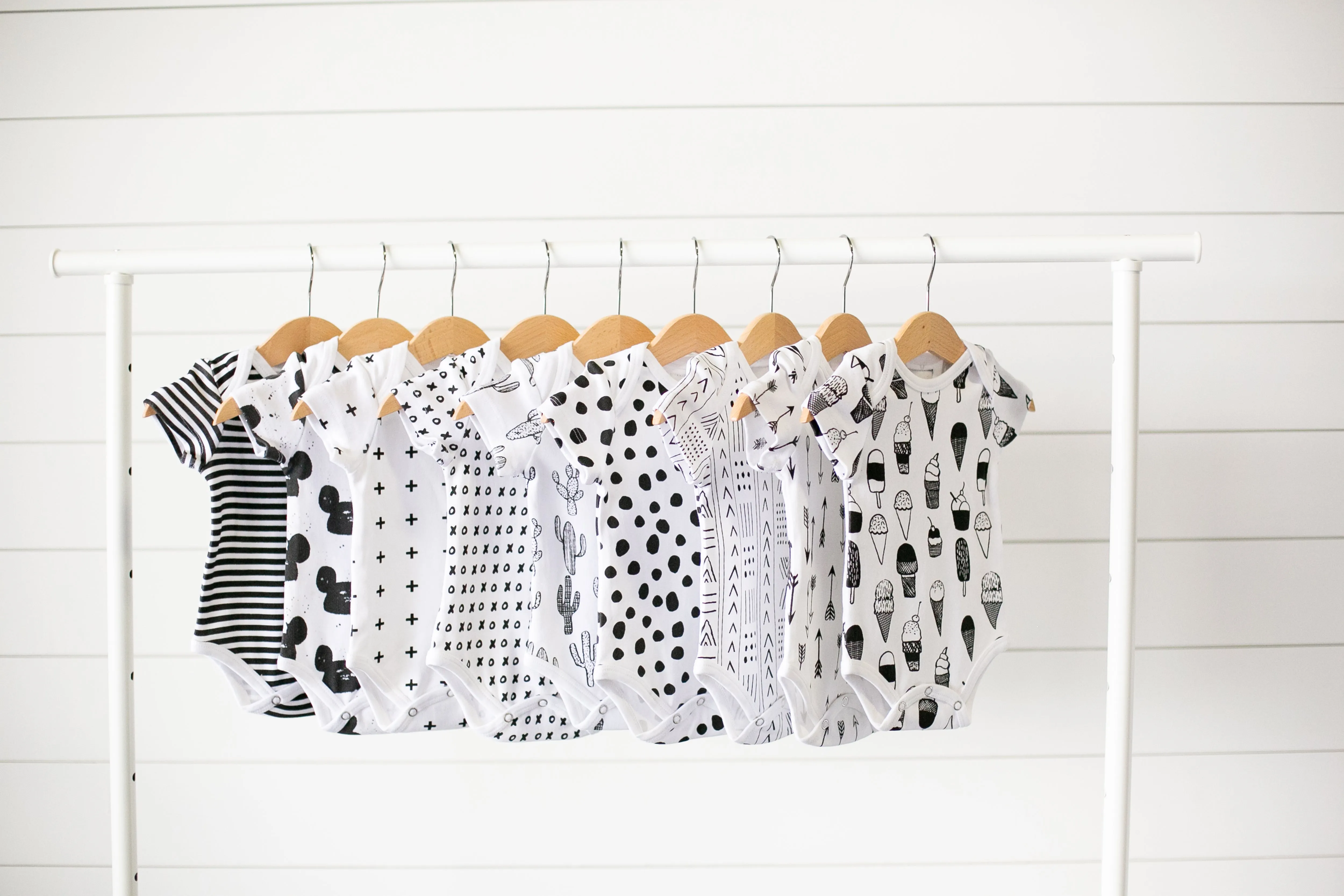 Organic Short Sleeve Bodysuit -  Prints