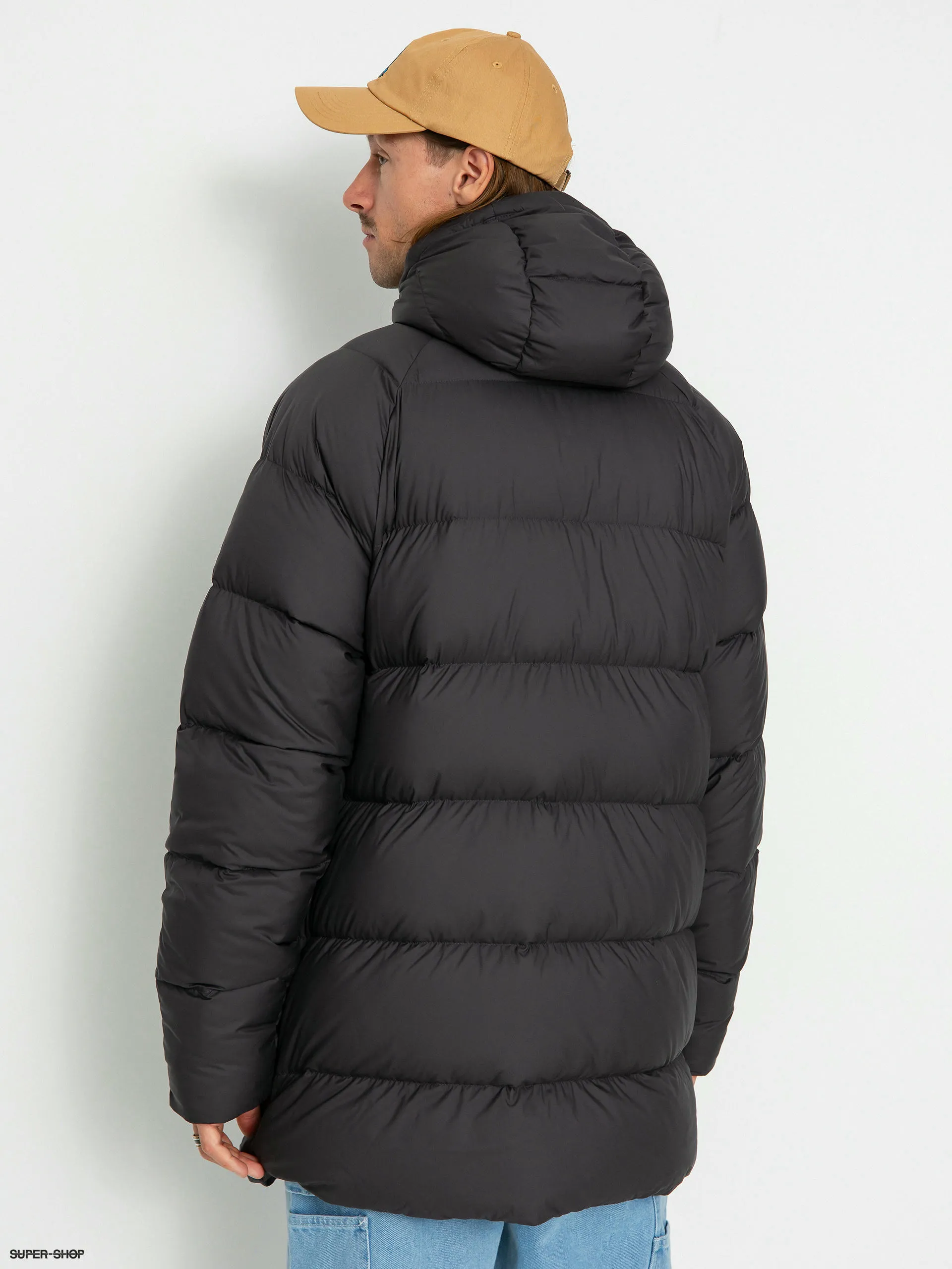 Patagonia Silent Down Parka Jacket (ink black)