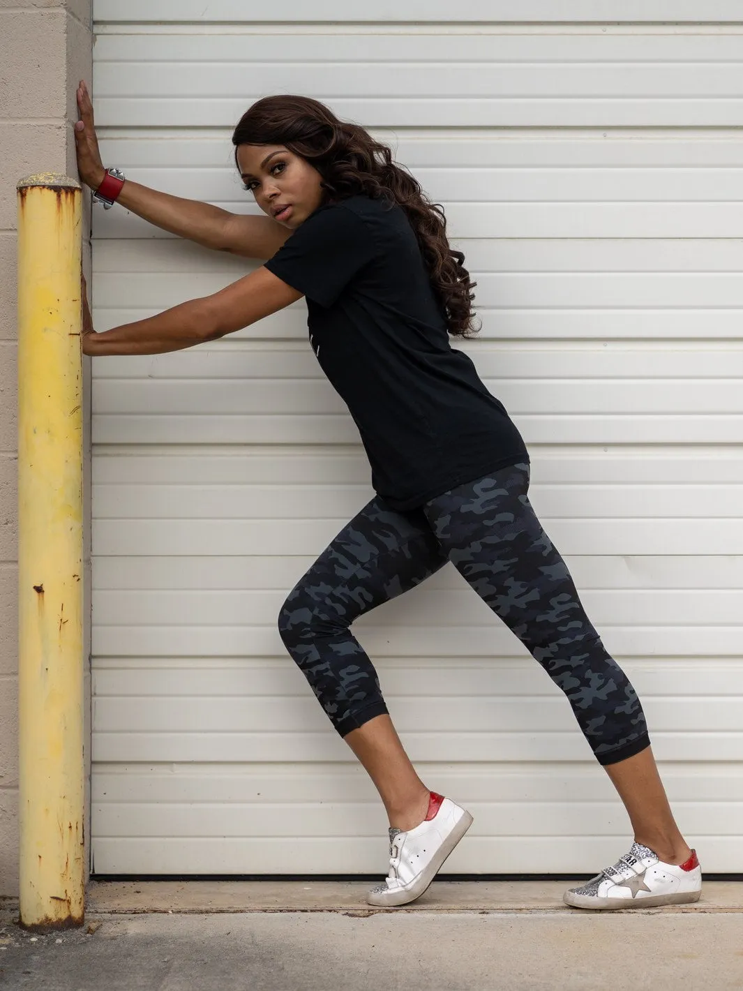 Snapback Postpartum Crop Leggings - Black Camo - FINAL SALE