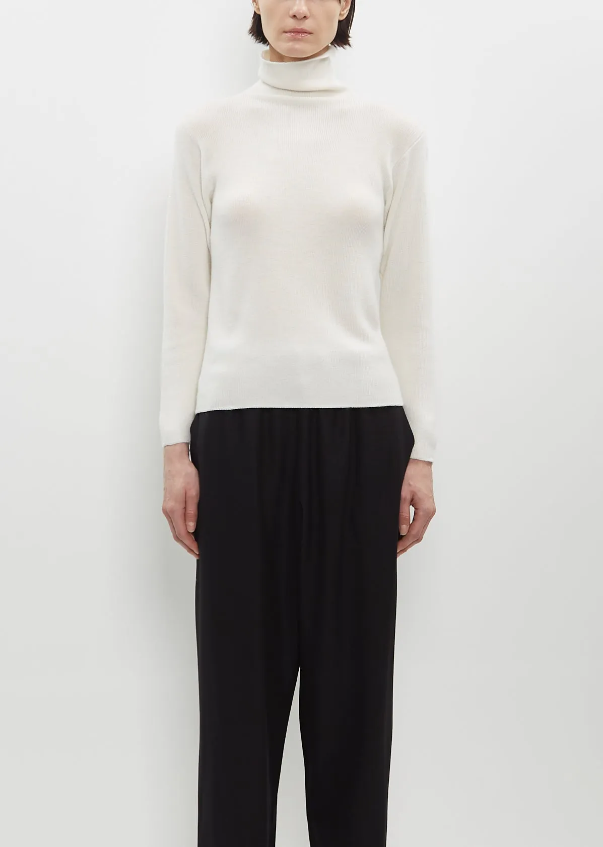 T-Neck Basic Sweater