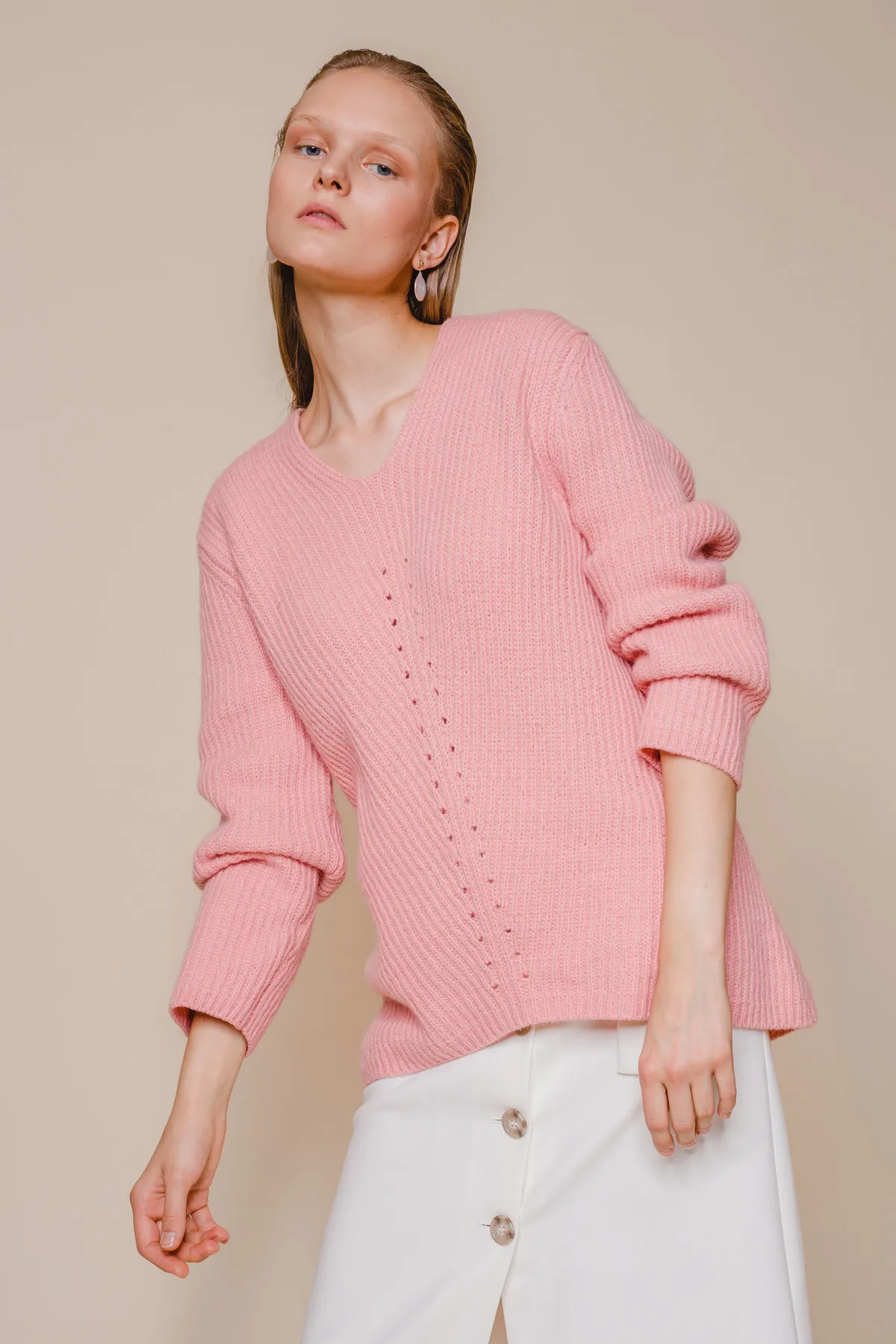 V-neck Sweater - PINK